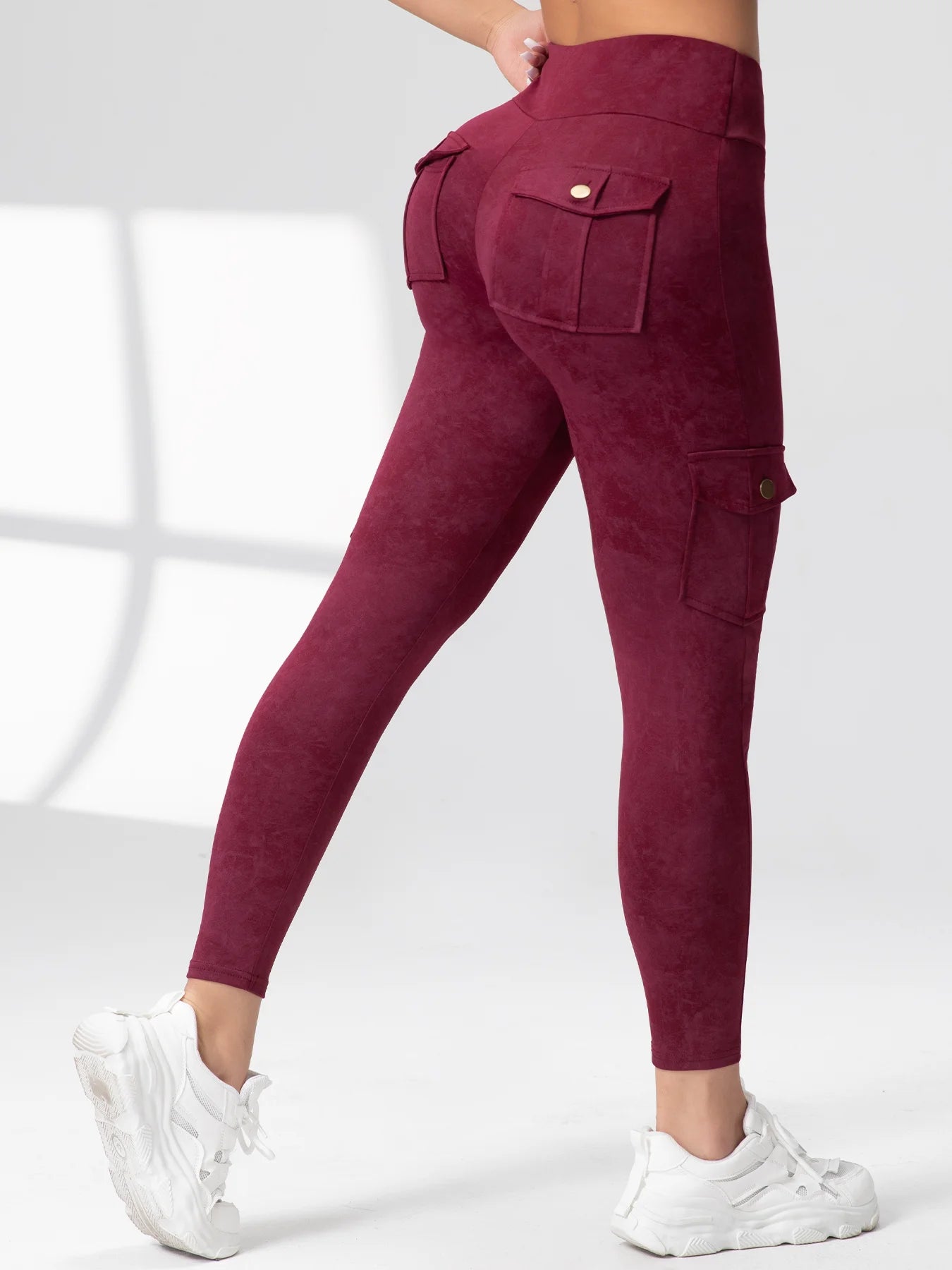 Seamless High-Waist Cargo Leggings – Sculpting Fitness Pants with Pockets