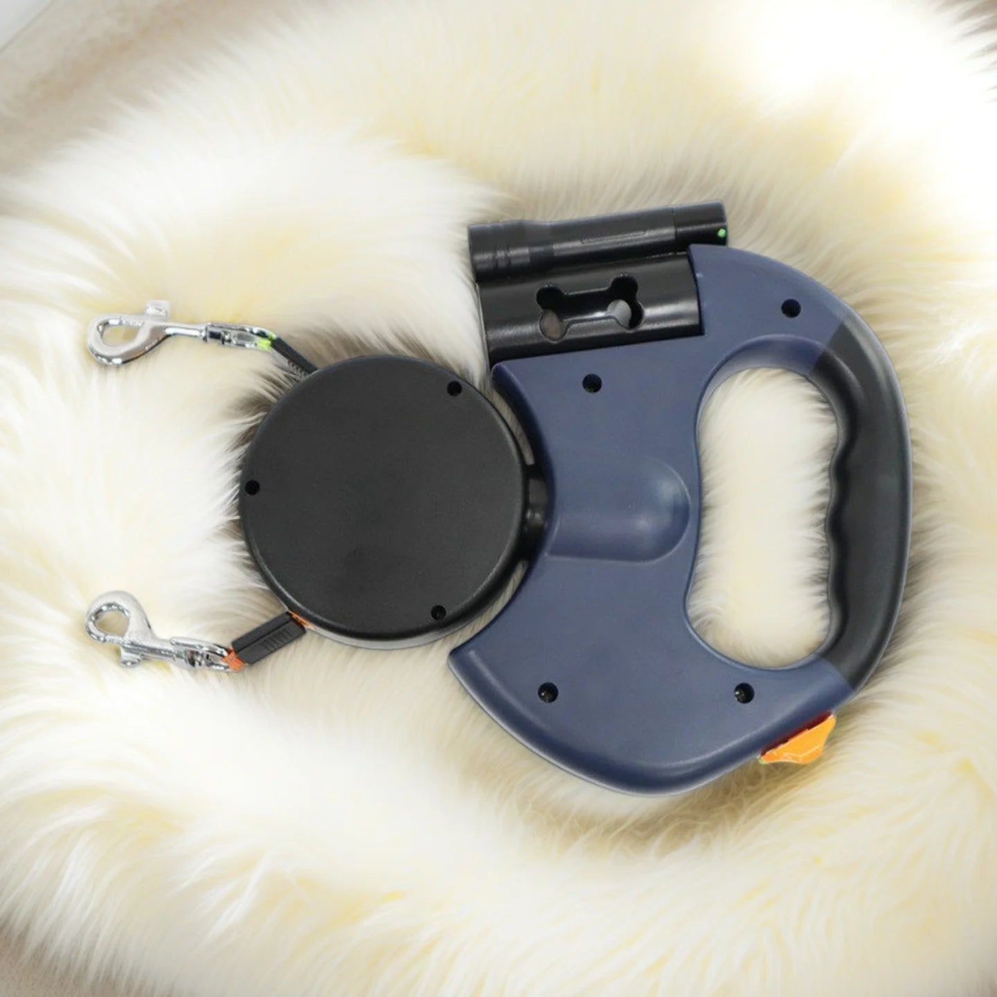 Dual Retractable Dog Leash – LED Light & No-Tangle Design